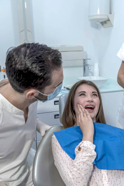 Best Emergency Dental Care for Broken or Chipped Teeth in Morton Grove, IL