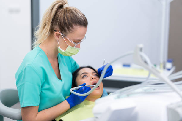 Best Emergency Tooth Extraction in Morton Grove, IL